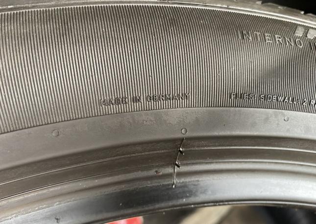 Pirelli P Zero 315/35 R21 111Y