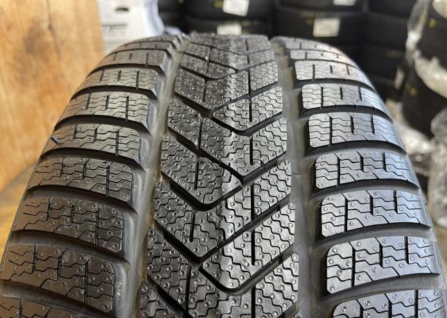 Pirelli Winter Sottozero 255/40 R20 101W