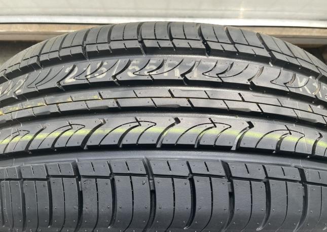 Roadstone Classe Premiere CP672 215/55 R17 94V