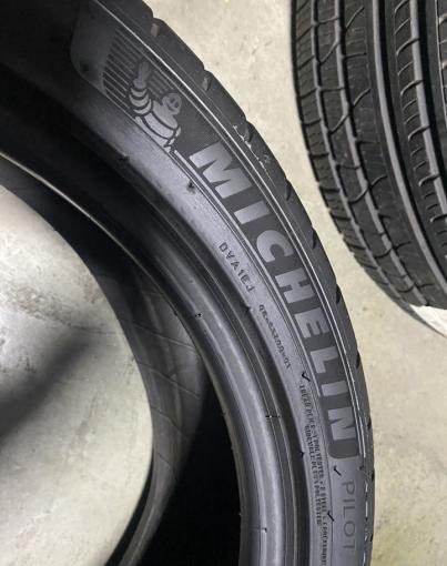 Michelin Pilot Sport 4 S 235/40 R19