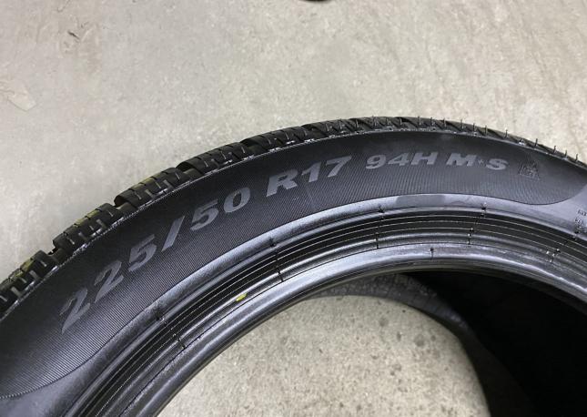 Pirelli Winter Sottozero 210 Serie II 225/50 R17 94H