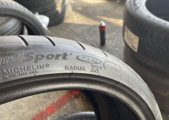 Michelin Pilot Super Sport ZP 245/35 R21 96Y