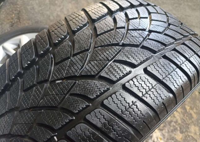 Dunlop SP Winter Sport 3D DSST ROF 255/45 R20