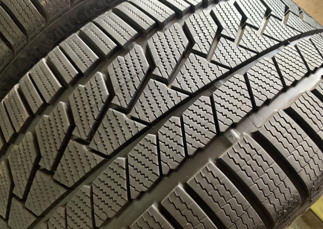 Continental ContiWinterContact TS 860S 225/40 R19 и 255/35 R19