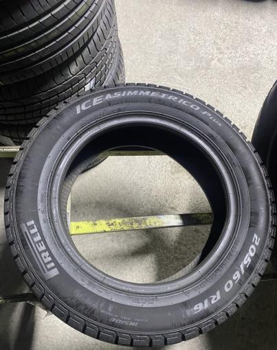 Pirelli Ice Asimmetrico 205/60 R16