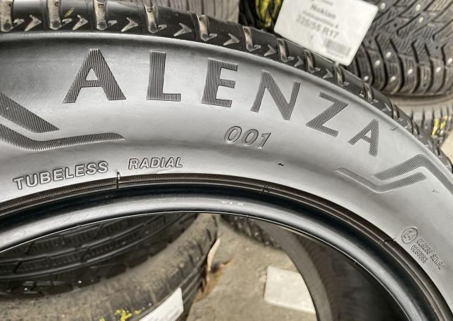 Bridgestone Alenza 001 235/55 R20 102V