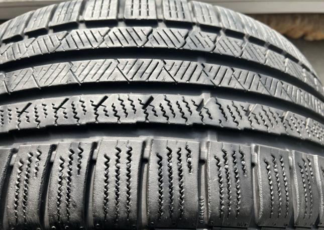 Continental ContiWinterContact TS 810 235/35 R19