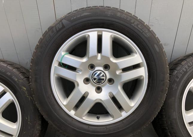 Оригинальные колеса на Volkswagen Touareg R18