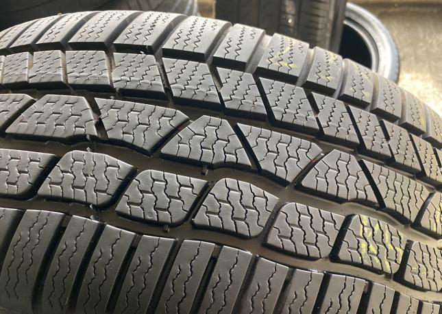 Continental ContiWinterContact TS 830 P 235/45 R19 99V