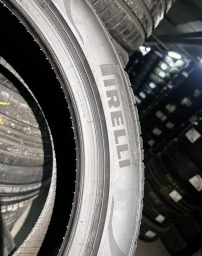 Pirelli P Zero PZ4 285/35 R20