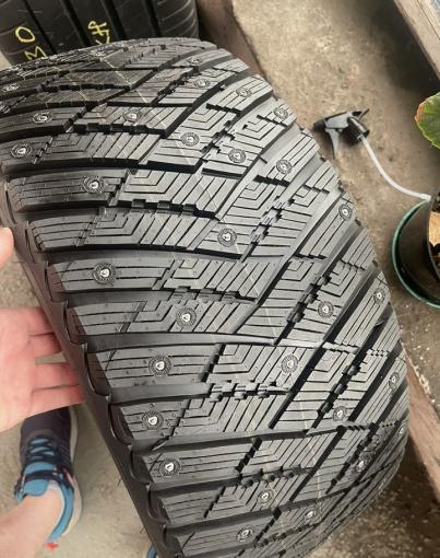 Goodyear UltraGrip Ice Arctic SUV 275/40 R20 106T