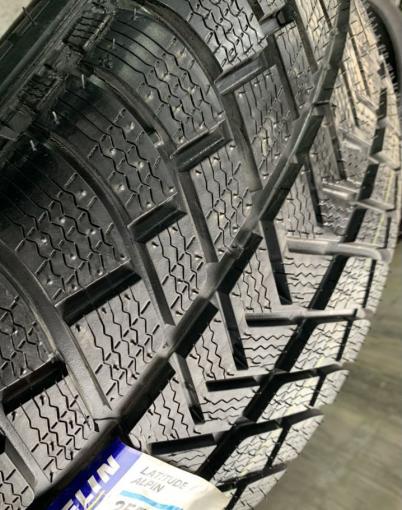 Michelin Latitude Alpin 255/55 R18