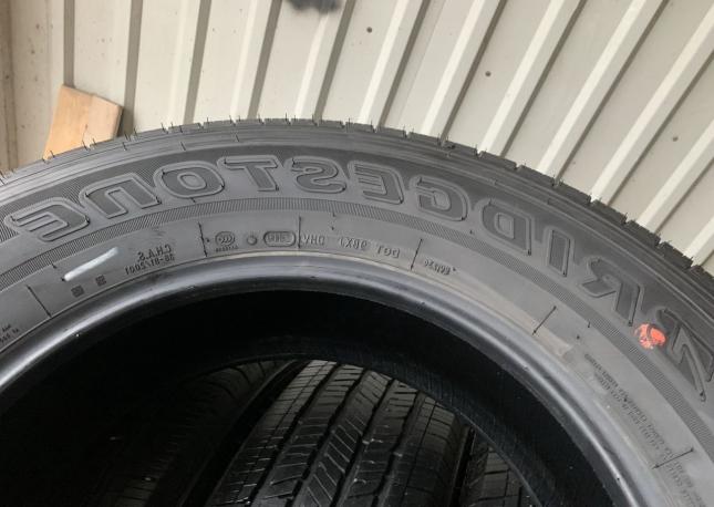 Bridgestone Dueler H/T 685 255/70 R18