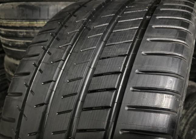 Michelin Pilot Super Sport 275/35 R19 96Y