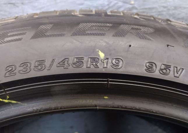 Bridgestone Dueler H/P Sport 235/45 R19 95V