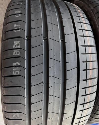 Pirelli P Zero PZ4 315/35 R21 и 275/40 R21