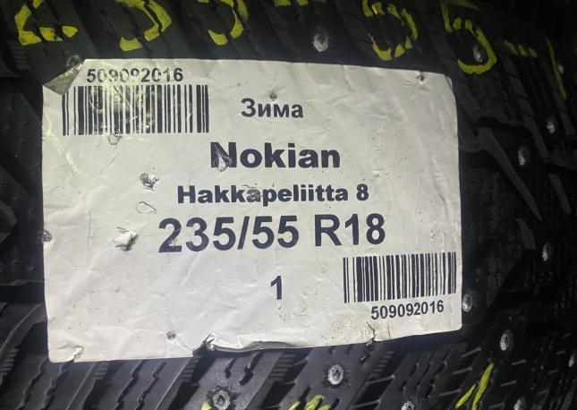 Nokian Tyres Hakkapeliitta 8 235/55 R18