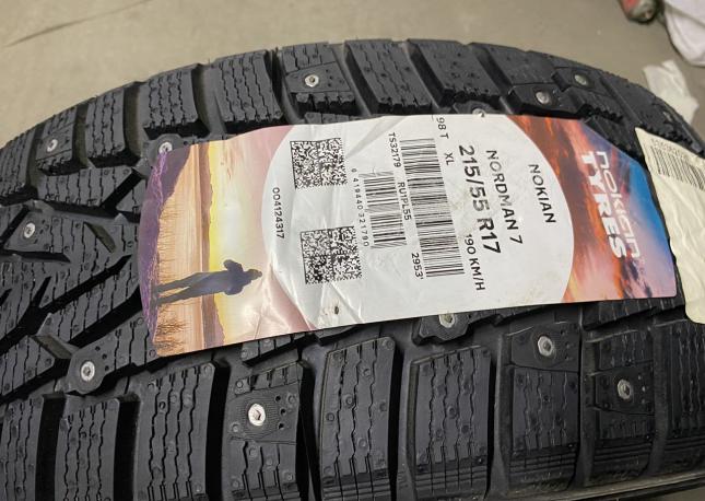 Nokian Tyres Nordman 7 215/55 R17 98T