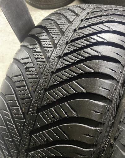 Goodyear Vector 4Seasons 205/55 R16