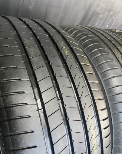 Bridgestone Alenza 001 285/60 R18