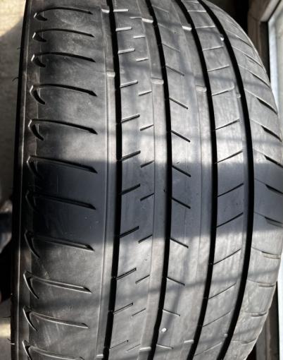 Bridgestone Alenza 001 275/35 R21