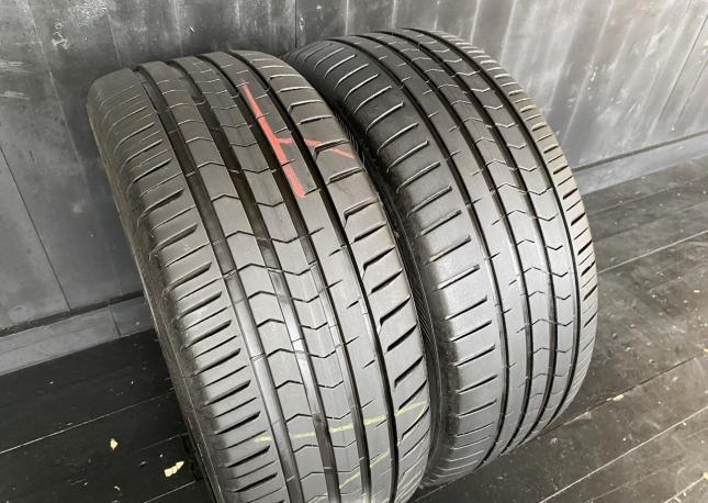 Vredestein Ultrac Satin 235/45 R18