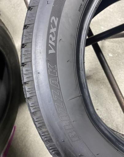 Bridgestone Blizzak VRX2 185/60 R15