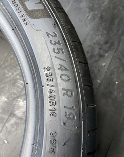 Michelin Primacy 4 235/40 R19