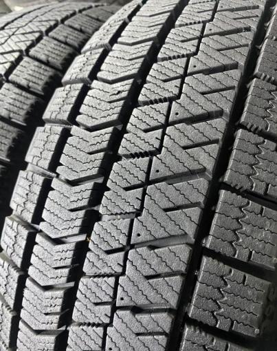 Bridgestone Blizzak VRX2 185/60 R15