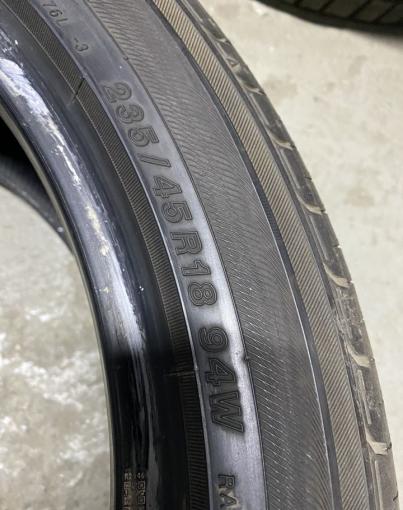 Yokohama Advan db decibel 235/45 R18