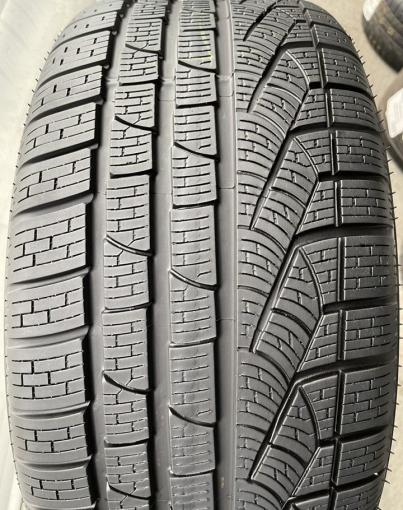 Pirelli Winter Sottozero II 225/45 R18 и 255/40 R18 V