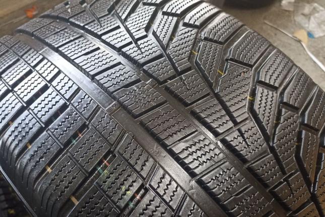 Hankook Winter I&#39;Cept Evo2 W320A SUV 285/45 R21