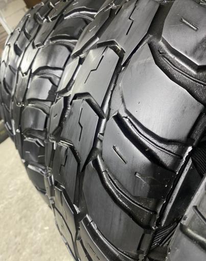 Kumho Road Venture M/T KL71 265/70 R17