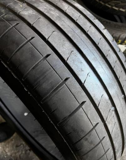 Pirelli P Zero PZ4 285/40 R22