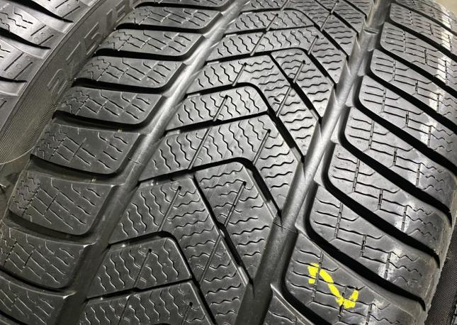 Pirelli Winter Sottozero 3 245/40 R19 и 275/35 R19 98V