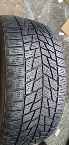 Bridgestone Blizzak LM-22 255/40 R19 100V