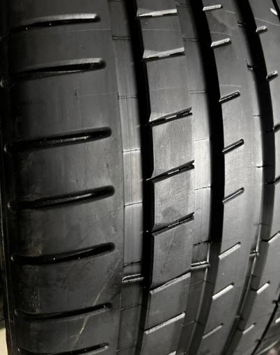 Michelin Pilot Super Sport 255/40 R19