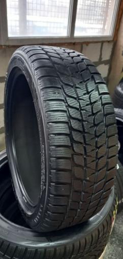 Bridgestone Blizzak LM-25 225/45 R19 92V