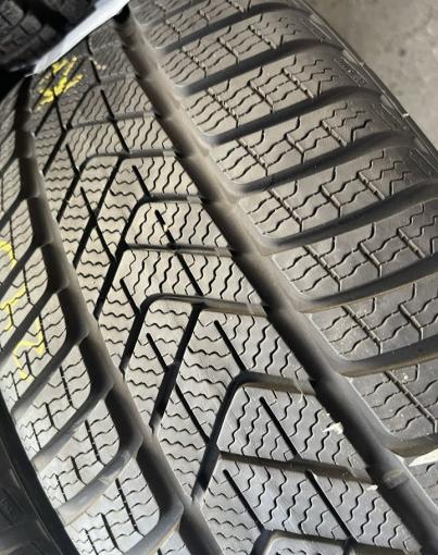 Pirelli Winter Sottozero 3 245/45 R18 и 275/40 R18 V