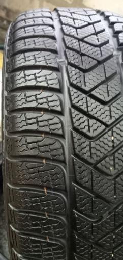 Pirelli Winter Sottozero 3 225/40 R18 92