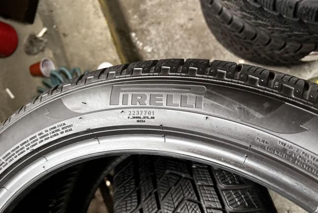 Pirelli Scorpion Winter 275/40 R21