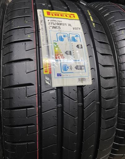 Pirelli P Zero PZ4 275/40 R21 107Y