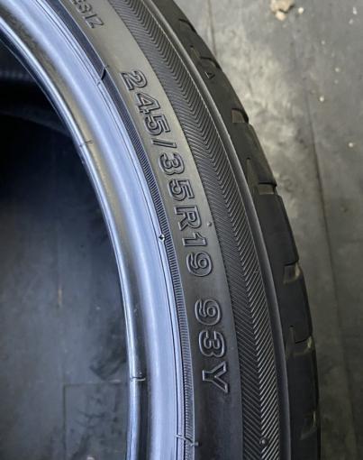 Bridgestone Potenza S001 245/35 R19