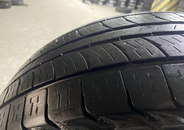 Kumho Road Venture APT KL51 235/65 R17