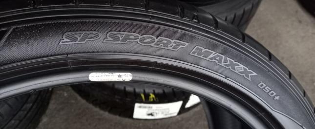 Dunlop SP Sport Maxx 050+ 275/35 R20 102Y