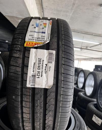 Pirelli Scorpion 285/40 R21