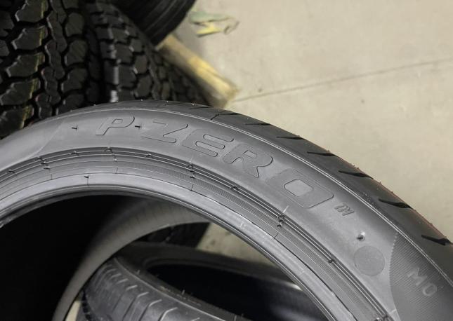 Pirelli P Zero S.C. 285/30 R19 98Y