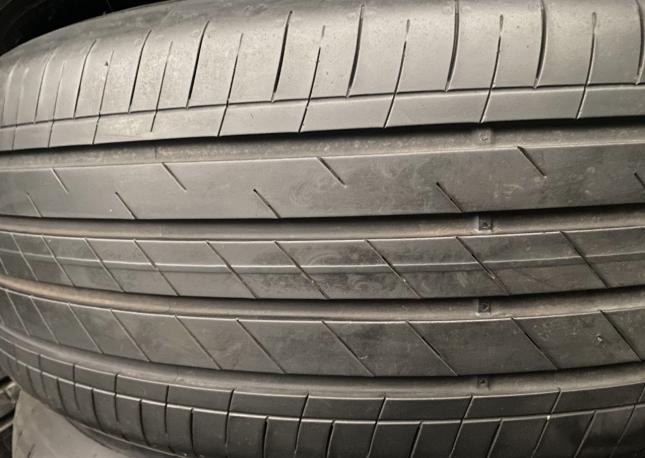 Goodyear EfficientGrip Performance 2 235/60 R20 108H