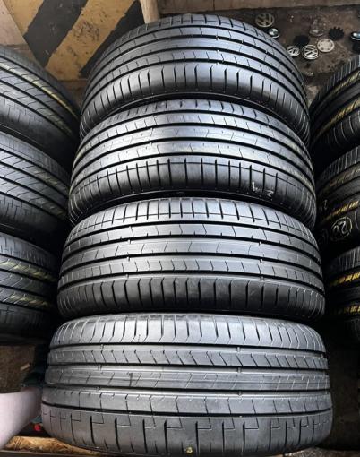 Pirelli P Zero PZ4 245/45 R18