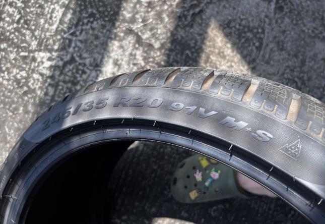 Pirelli Winter Sottozero 240 Serie II 245/35 R20